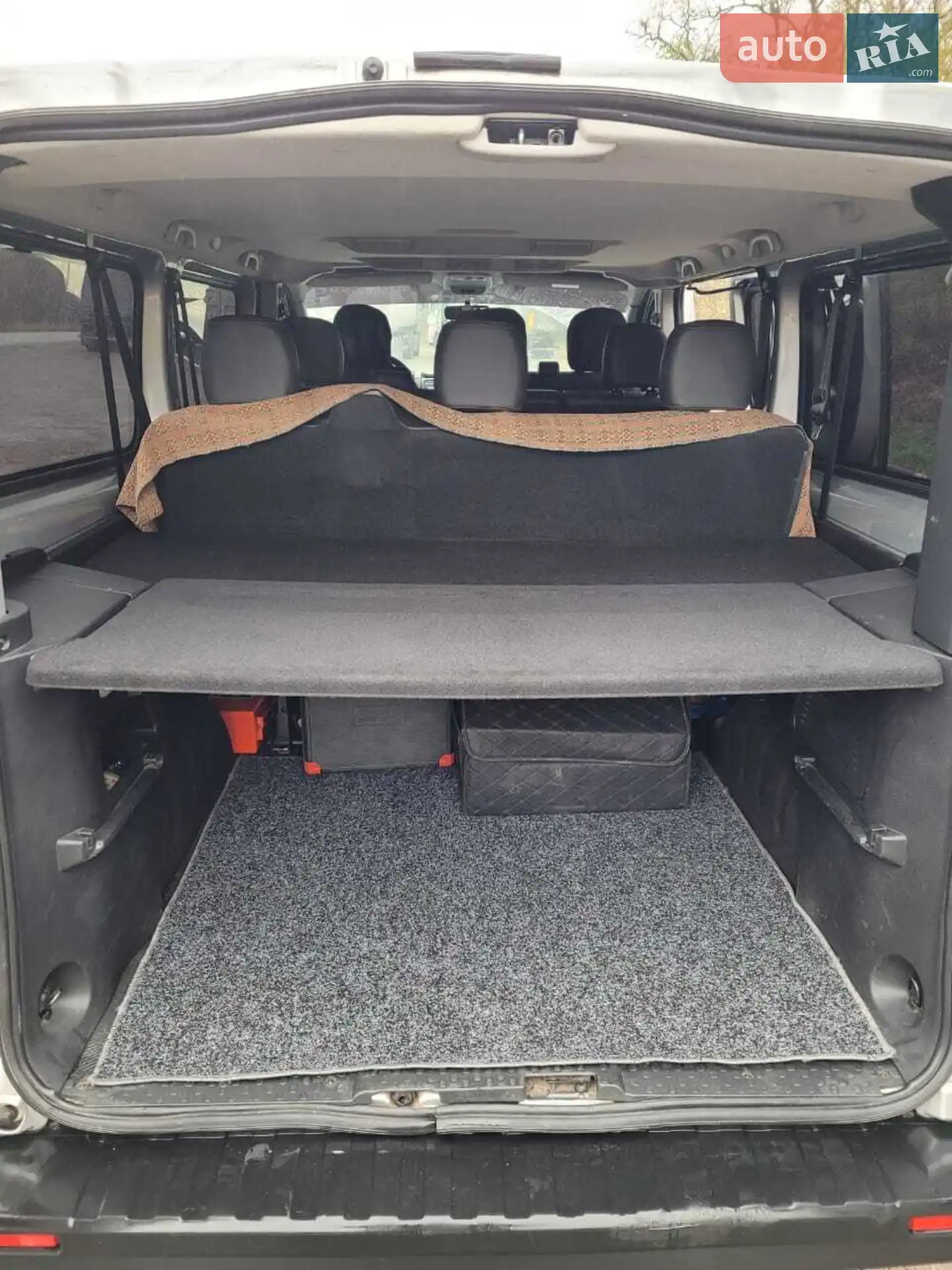 2017 Opel Vivaro - мініатюра 12