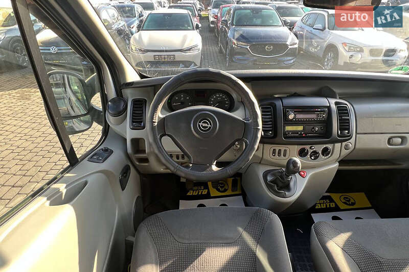 Минивэн Opel Vivaro 2009 в Ивано-Франковске фото 16 Минивэн Opel Vivaro 2009 в Ивано-Франковске