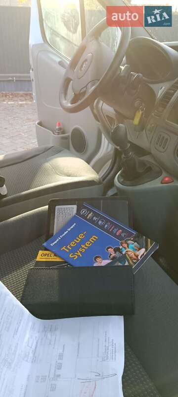 Минивэн Opel Vivaro 2013 в Бартатовом