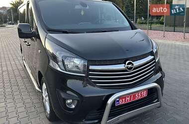 Минивэн Opel Vivaro 2015 в Луцке