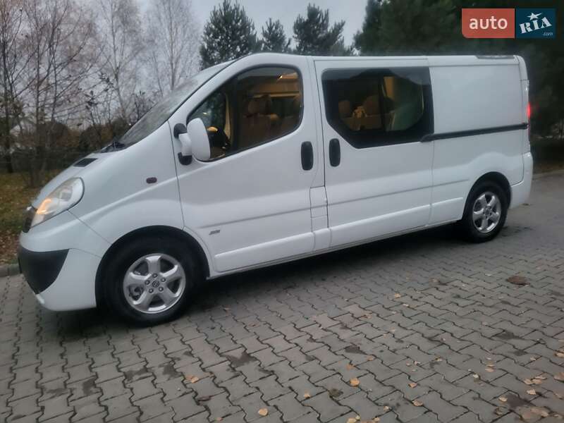 Минивэн Opel Vivaro 2012 в Хмельницком