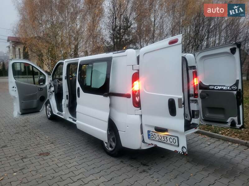 Минивэн Opel Vivaro 2012 в Хмельницком