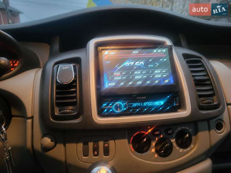 Минивэн Opel Vivaro 2012 в Хмельницком