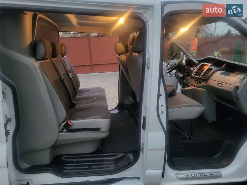 Минивэн Opel Vivaro 2012 в Хмельницком