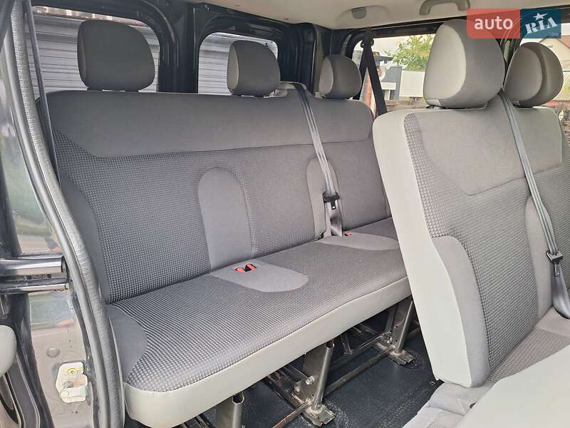 Мінівен Opel Vivaro 2010 в Києві