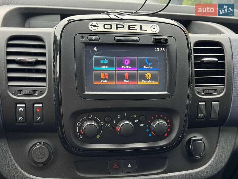 Мінівен Opel Vivaro 2018 в Рівному