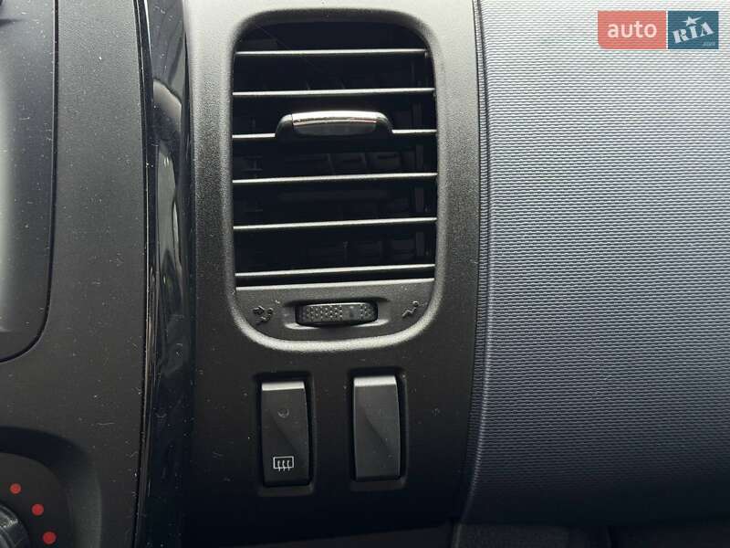 Мінівен Opel Vivaro 2018 в Рівному