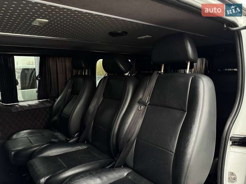 Мінівен Opel Vivaro 2018 в Рівному