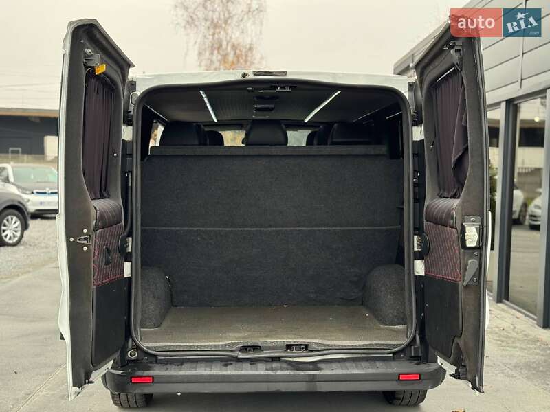 Мінівен Opel Vivaro 2018 в Рівному