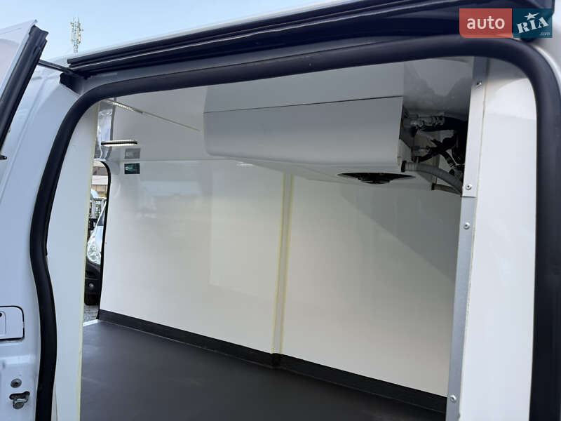 Рефрижератор Opel Vivaro 2022 в Ровно