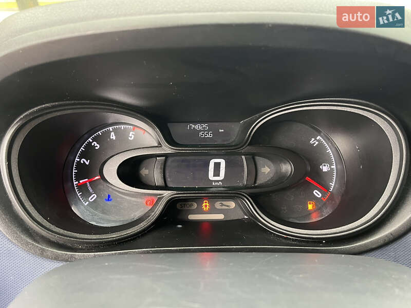 Вантажний фургон Opel Vivaro 2017 в Рівному