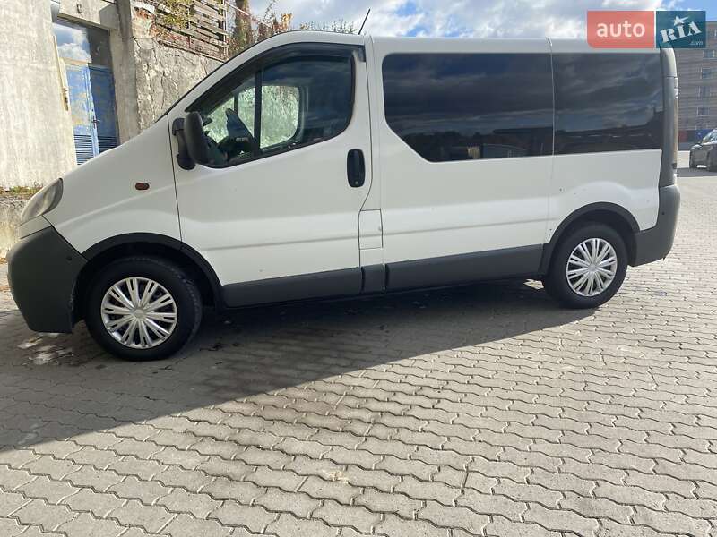 Минивэн Opel Vivaro 2005 в Львове фото 2 Минивэн Opel Vivaro 2005 в Львове