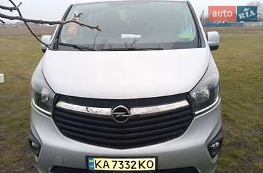 Минивэн Opel Vivaro 2016 в Киеве