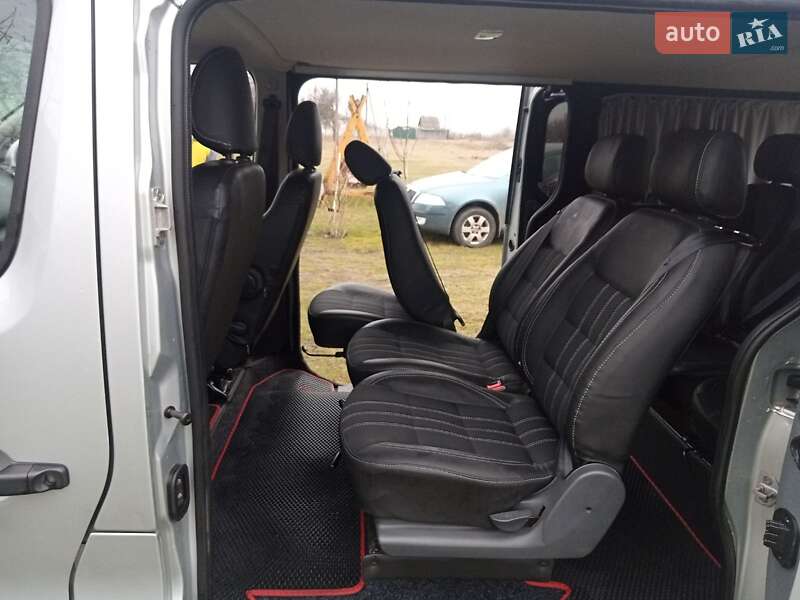 Минивэн Opel Vivaro 2016 в Киеве фото 9 Минивэн Opel Vivaro 2016 в Киеве