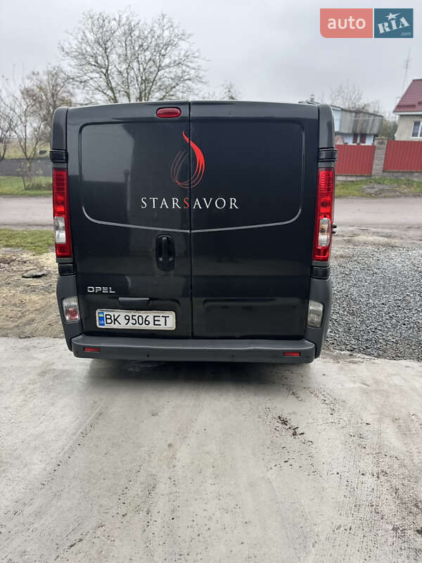 Рефрижератор Opel Vivaro 2012 в Кореці