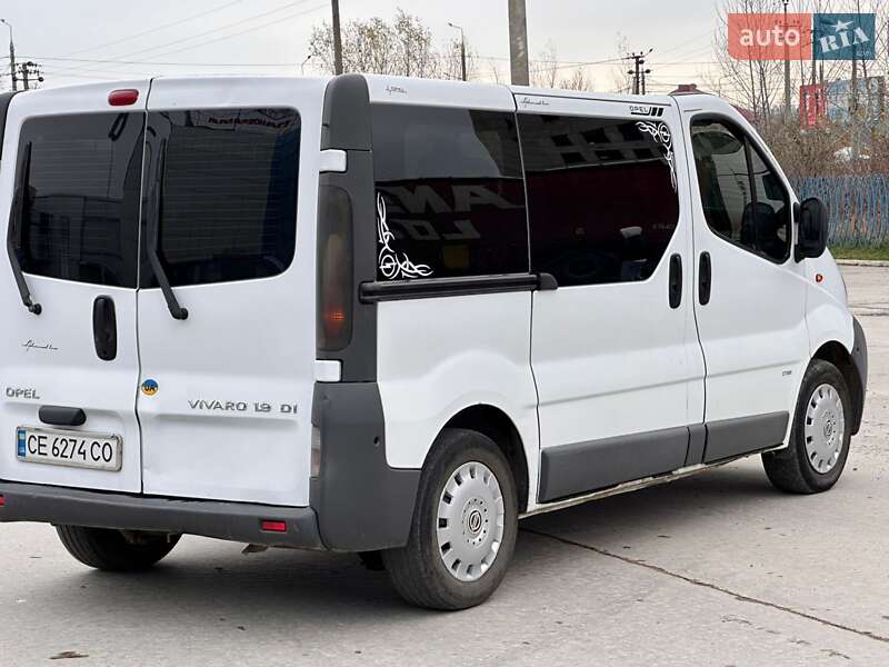 Минивэн Opel Vivaro 2002 в Черновцах
