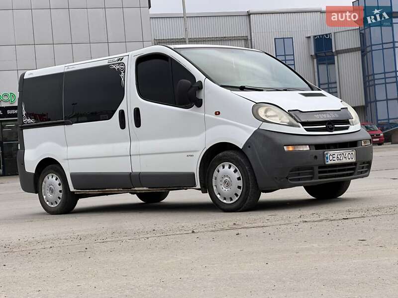 Минивэн Opel Vivaro 2002 в Черновцах