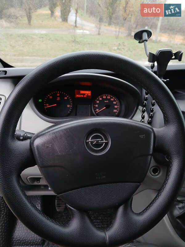 Мінівен Opel Vivaro 2012 в Верхньодніпровську фото 5 Мінівен Opel Vivaro 2012 в Верхньодніпровську