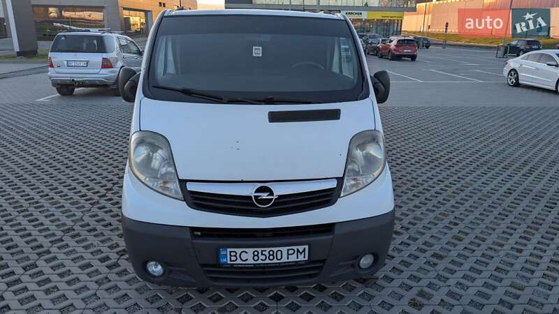 Мінівен Opel Vivaro 2007 в Львові