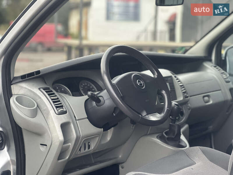 Минивэн Opel Vivaro 2006 в Дубно фото 30 Минивэн Opel Vivaro 2006 в Дубно