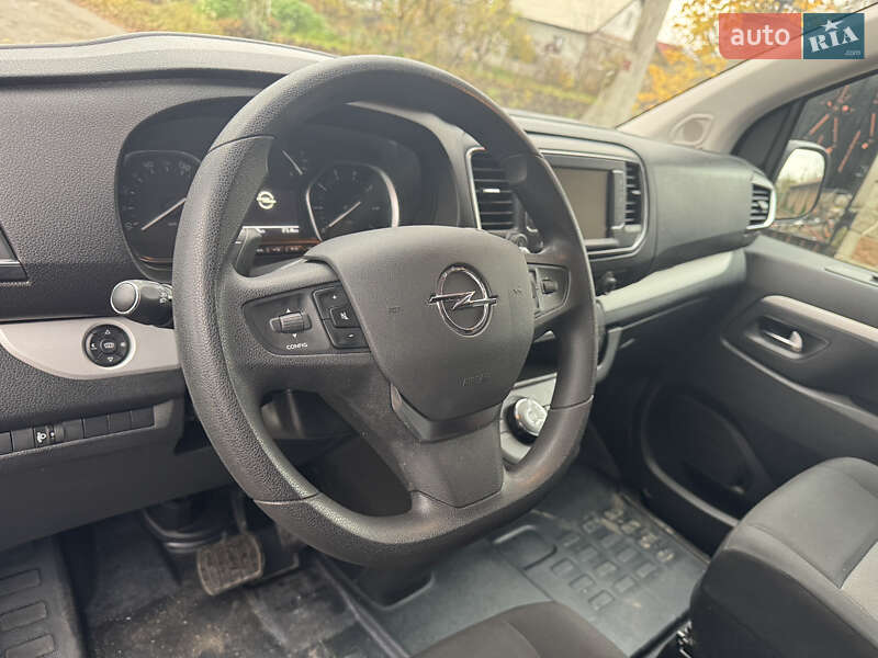Вантажний фургон Opel Vivaro 2020 в Дубні