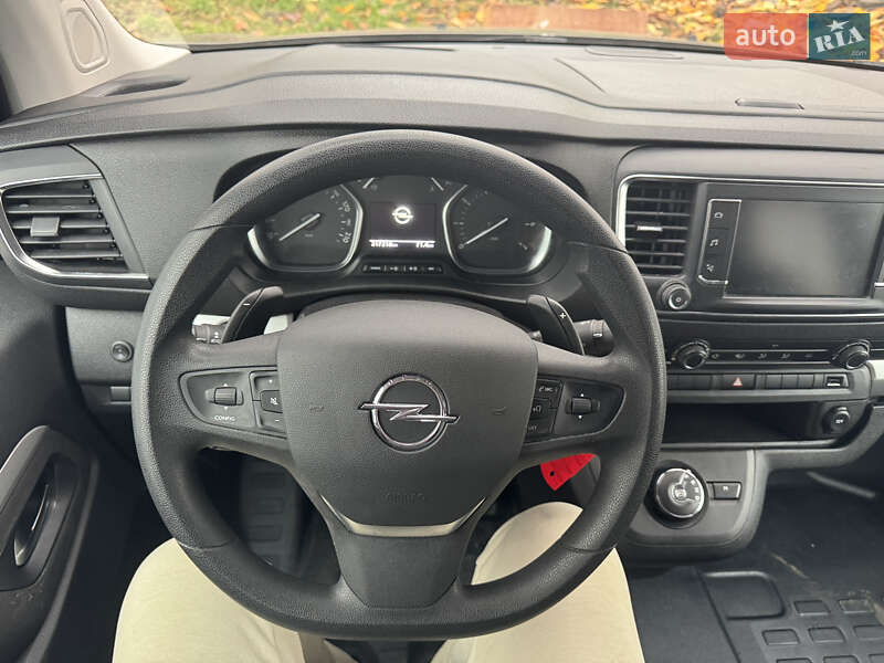 Вантажний фургон Opel Vivaro 2020 в Дубні