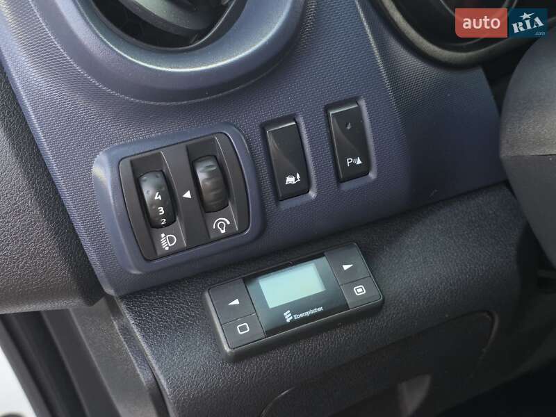 Грузовой фургон Opel Vivaro 2017 в Тернополе