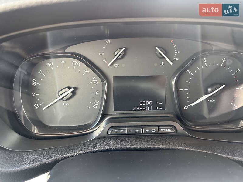 Грузовой фургон Opel Vivaro 2020 в Ковеле фото 17 Грузовой фургон Opel Vivaro 2020 в Ковеле