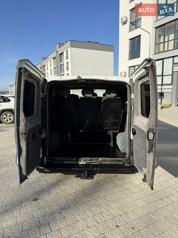 Минивэн Opel Vivaro 2005 в Новояворовске фото 16 Минивэн Opel Vivaro 2005 в Новояворовске