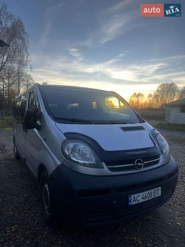Мінівен Opel Vivaro 2003 в Ковелі