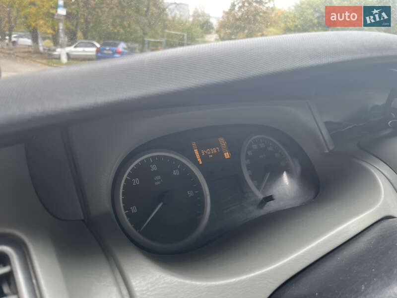 Мінівен Opel Vivaro 2007 в Запоріжжі