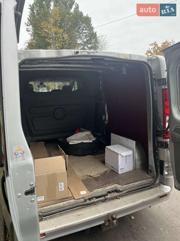 Мінівен Opel Vivaro 2007 в Запоріжжі