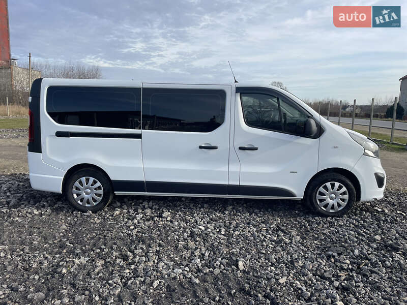 Мінівен Opel Vivaro 2016 в Івано-Франківську фото 5 Мінівен Opel Vivaro 2016 в Івано-Франківську