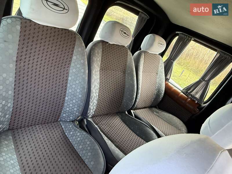 Минивэн Opel Vivaro 2006 в Львове фото 53 Минивэн Opel Vivaro 2006 в Львове