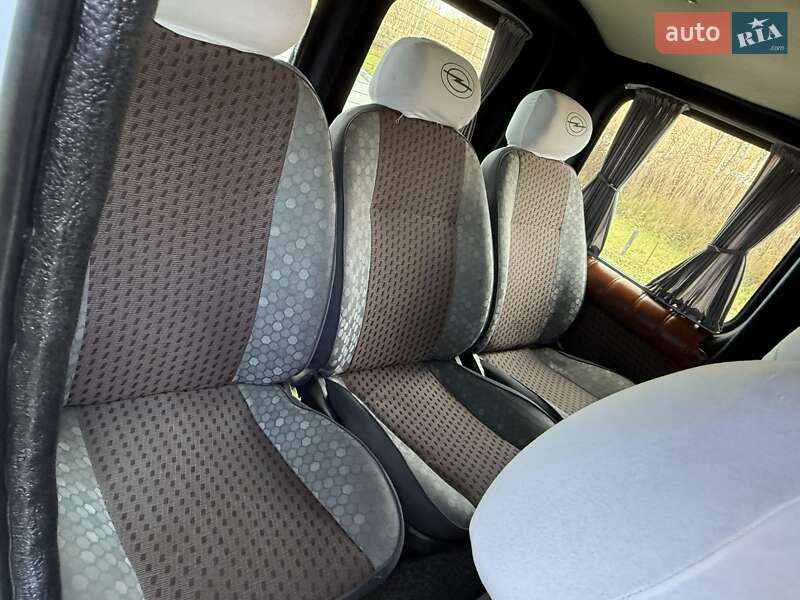 Минивэн Opel Vivaro 2006 в Львове фото 54 Минивэн Opel Vivaro 2006 в Львове