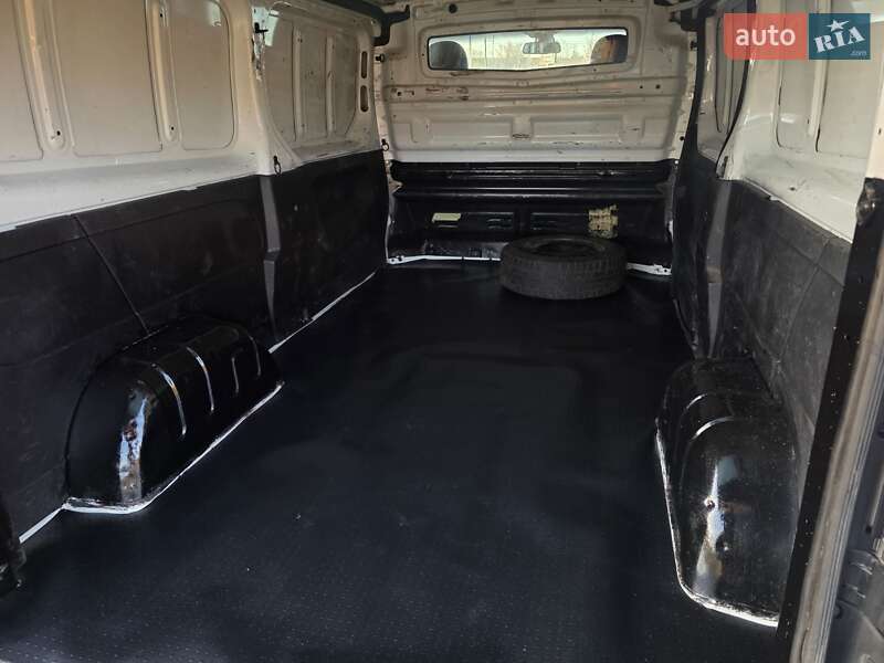 Грузовой фургон Opel Vivaro 2017 в Тернополе