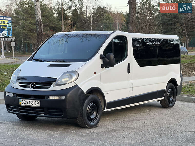 Opel Vivaro 2004 Opel Vivaro 2004