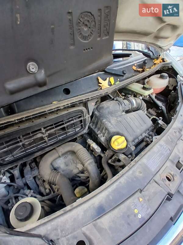 Минивэн Opel Vivaro 2007 в Новояворовске