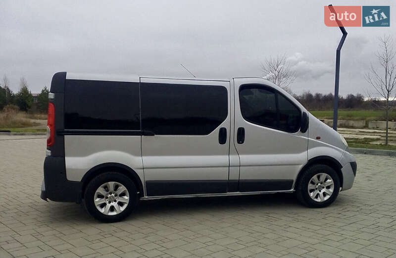 Минивэн Opel Vivaro 2007 в Здолбунове