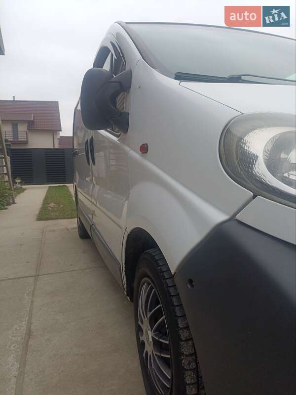 Грузовой фургон Opel Vivaro 2004 в Березному фото 6 Грузовой фургон Opel Vivaro 2004 в Березному