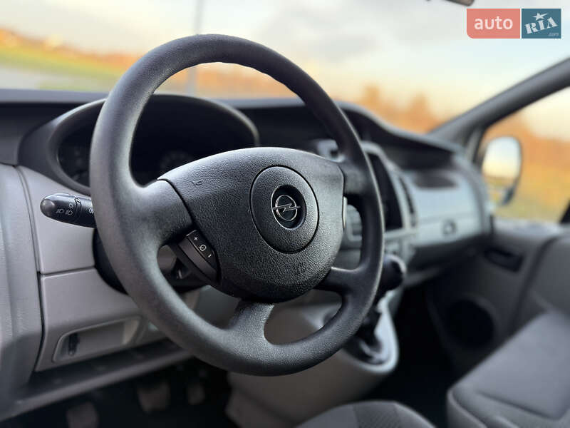 Минивэн Opel Vivaro 2013 в Ровно фото 14 Минивэн Opel Vivaro 2013 в Ровно