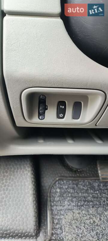 Вантажний фургон Opel Vivaro 2012 в Києві