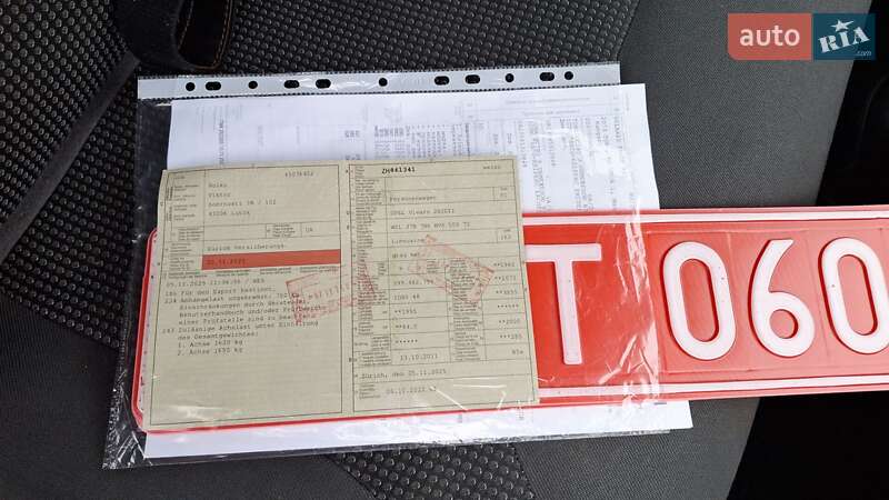 Хетчбек Opel Vivaro 2011 в Луцьку