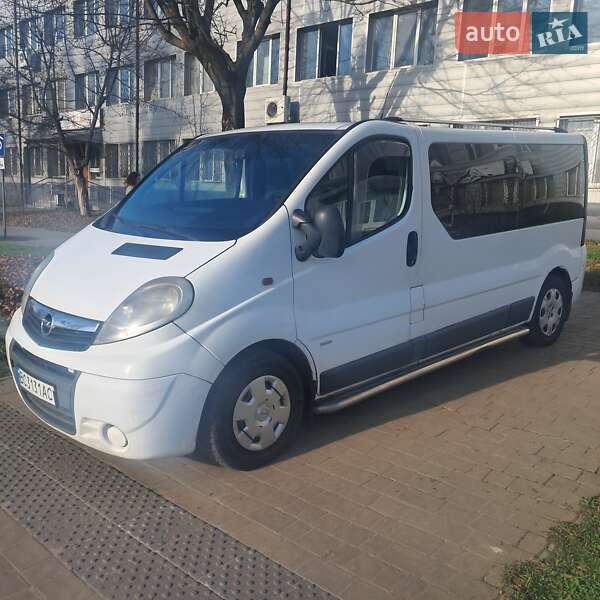 Минивэн Opel Vivaro 2008 в Львове фото Минивэн Opel Vivaro 2008 в Львове