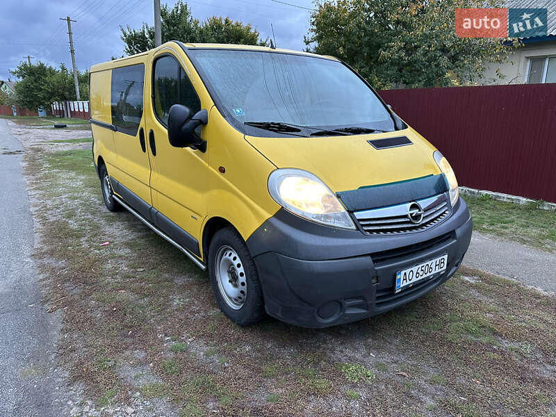 Opel Vivaro 2010 Opel Vivaro 2010