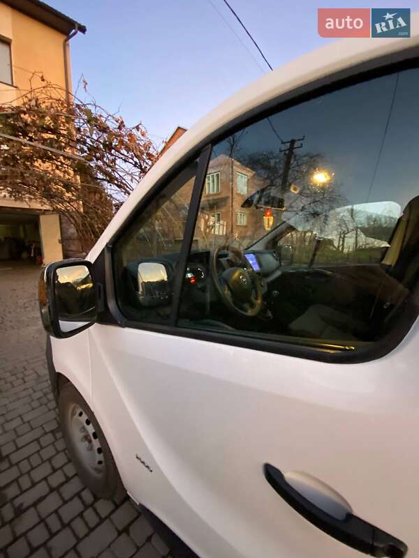 Інші вантажівки Opel Vivaro 2015 в Львові