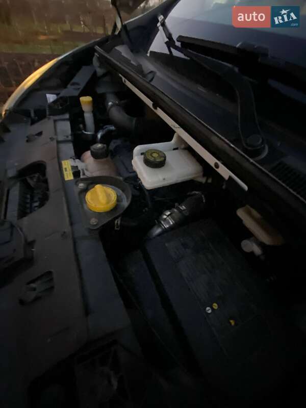 Інші вантажівки Opel Vivaro 2015 в Львові