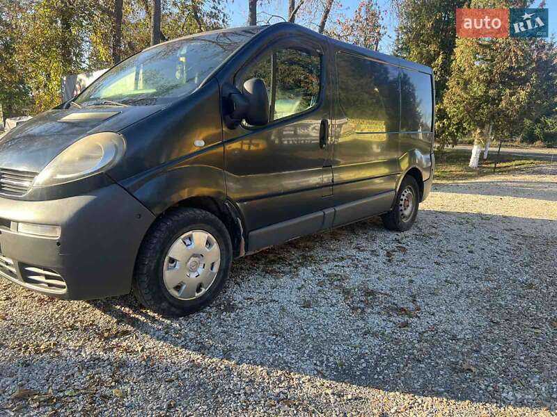 Вантажний фургон Opel Vivaro 2001 в Заліщиках