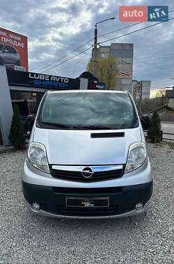 Минивэн Opel Vivaro 2013 в Ивано-Франковске