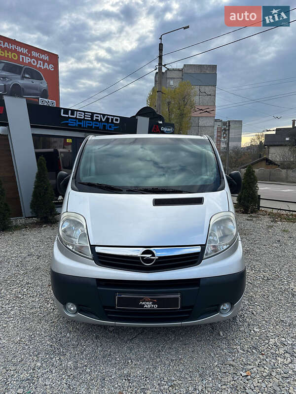 Opel Vivaro 2013